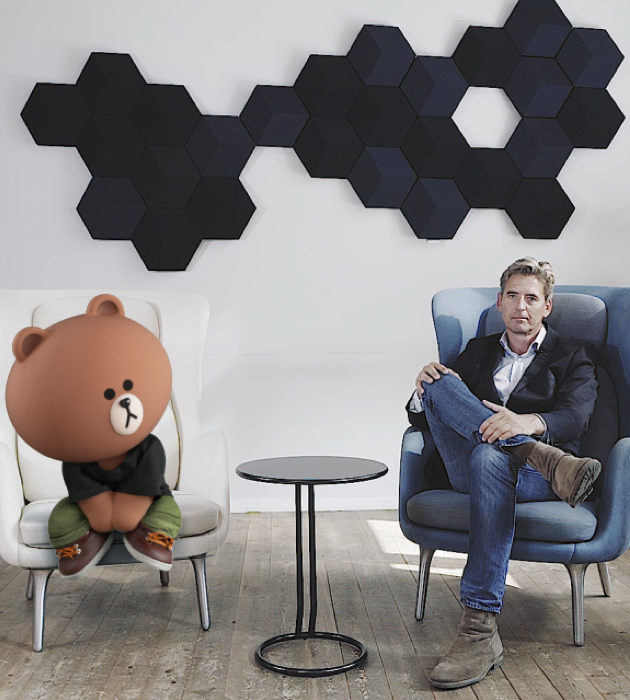 LINE FRIENDS BLACK EDITION ブラウン BANG & OLUFSEN X LINE FRIENDS